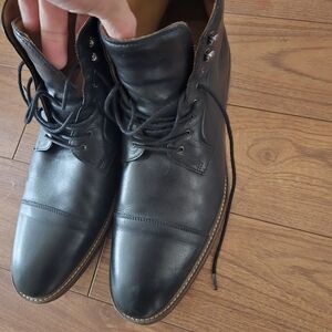 Elegant Black Leather Men's Boots